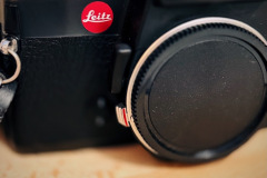 {"version":"1.3","identifier":"leica.lux.filters.processed","data":"eyJpc0ZyYW1lZCI6dHJ1ZSwiY29uZmlndXJhdGlvbiI6eyJhcHBseUxQQ1dhcnBpbmciOmZhbHNlLCJsb29rcyI6eyJsdXQiOnsiZXRlcm5hbCI6e319LCJsdXRCbGVuZEZhY3RvciI6MSwiYXNwZWN0UmF0aW8iOnsicmF0aW8iOnsiXzFfMSI6e319LCJvcmllbnRhdGlvbiI6eyJyZWd1bGFyIjp7fX19LCJ0cmFja2VkTGFuZG1hcmtzIjpbXSwiY3JvcENlbnRlciI6WzAuNSwwLjVdLCJ1c2VzTmF0aXZlRGlnaXRhbFpvb20iOnRydWUsInNpbXVsYXRlZEFwZXJ0dXJlIjoxLjIsImdyYWluIjp7InNlZWQiOjI2LCJ1c2VyQmxlbmRGYWN0b3IiOjB9LCJsZW5zIjp7Im5vY3RpbHV4NTBmMTIiOnt9fSwib3BhY2l0eVRvbmUiOjEsImZvY3VzUG9pbnQiOnsiZm9jdXNQb2ludE9mSW50ZXJlc3QiOnsicG9zaXRpb24iOlswLjQwMjQ4NzU2MjE4OTA1NDc0LDAuNTk3MDE0OTI1MzczMTM0M119fX19LCJjYXB0dXJlQ29uZmlndXJhdGlvbiI6eyJmcm9udENhbWVyYU1pcnJvcmluZ0VuYWJsZWQiOmZhbHNlLCJsZW5zUG9zaXRpb24iOnsiYmFjayI6e319fX0="}